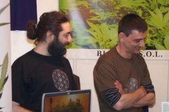 spa2011_156_20140411_1835710043