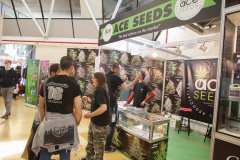 stands_spannabish_marzo17_7_65_20170404_1765571630
