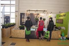 stand_mar19_029_20190328_1337621739