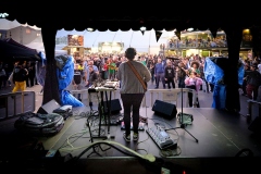 06JhanaBeat05