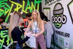 1614PlantCorp001