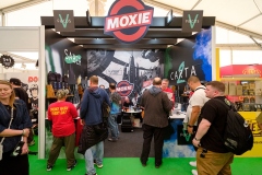 186Moxie005