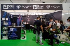 245UMOLGrowLight001